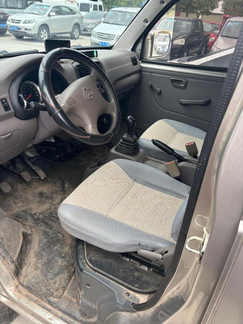 五座面包車貨運(yùn)拉人五座面包車貨運(yùn)拉人多少錢