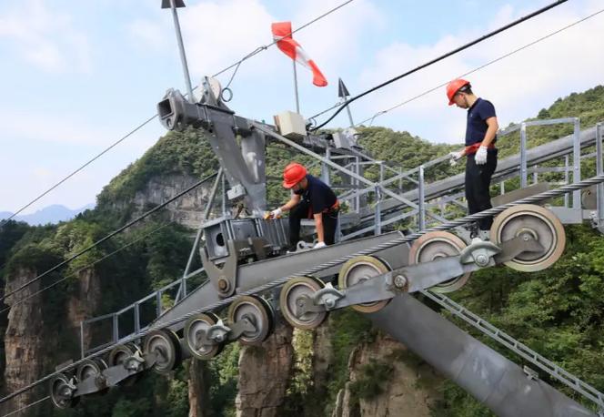 貨運(yùn)簡(jiǎn)易索道貨運(yùn)簡(jiǎn)易索道圖片